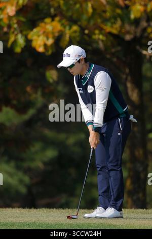 22. Oktober 2022, WONJU, GAMGWON, SÜDKOREA: 22. Oktober 2022-Wonju, Südkorea-Eun Hee Ji von Südkorea Action auf dem 8. Green während einer BMW LADIES CHAMPIONSHIP 2022 Runde 3 im Oak Valley Golf Club in Wonju, Südkorea. (Bild: © Ryu Seung-Il/ZUMA Press Wire) Stockfoto
