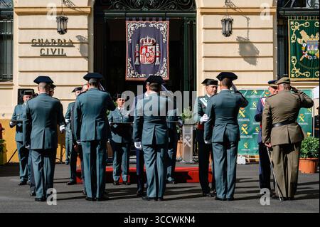 12. Oktober 2022, Sevilla, Andalusien, Spanien: Guardia Civil Officers während der Feierlichkeiten ihres Schutzpatrons und des Nationalfeiertags. (Bild: © Angel Garcia/ZUMA Press Wire) Stockfoto