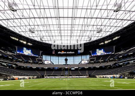 8. Oktober 2022: Ein allgemeiner Überblick über das Spielfeld vor der NCAA-Football-Action zwischen den BYU Cougars und den Notre Dame Fighting Irish im Allegiant Stadium in Las Vegas, Nevada. John Mersits/CSM. (Kreditbild: © John Mersits/CSM via ZUMA Press Wire) Stockfoto