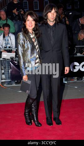 Gary 'Mani' Mounfield of Primal Scream bei den GQ Men of the Year Awards, die am 2. September 2008 im Royal Opera House in Covent Garden, London, verliehen wurden Stockfoto