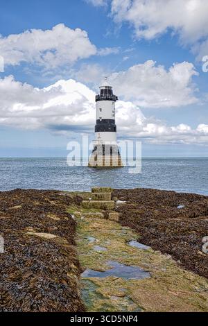 Penmon Leuchtturm, Anglesey, North Wales, UK Stockfoto
