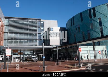 Newcastle upon Tyne, Großbritannien - 30. Januar 2025: Das Royal Victoria Infirmary (RVI), das Heim des Great North Children's Hospital. Stockfoto