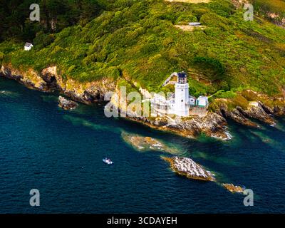 St. Anthony Lighthouse ab Drohne, Roseland Peninsula, Head Circular Walk, Cornwall, Großbritannien Stockfoto