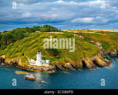 St. Anthony Lighthouse ab Drohne, Roseland Peninsula, Head Circular Walk, Cornwall, Großbritannien Stockfoto