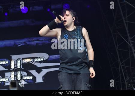 DERBYSHIRE, ENGLAND - AUGUST 09: Milo Silvestro von „Fear Factory“ tritt am 09. August 2025 im Bloodstock Open Air, Catton Park in Derbyshire, England auf.CAP/MAR ©MAR/Capital Pictures Stockfoto