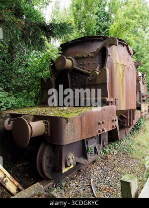 Transfer oder Klettpfanne, ein Relikt aus der Eisenfabrik von Redcar, gesehen im Kirkleatham Museum, Redcar, Teesside, England, Großbritannien Stockfoto