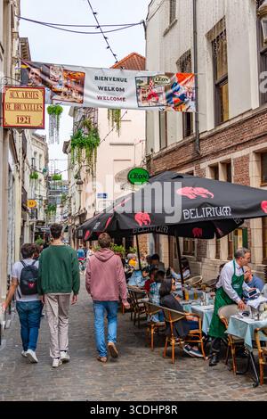 Straßenblick auf das Stadtzentrum von Brüssel, Belgien Stockfoto