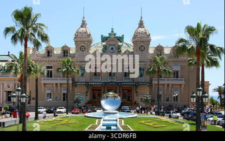 Monte Carlo Casino, Monaco. Das Monte Carlo Casino, offiziell Casino de Monte-Carlo, ist ein Glücksspiel- und Unterhaltungskomplex in Monaco. Stockfoto