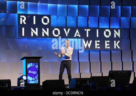 Rio Innovationswoche 2025. Marcelo Gleiser, Physiker und Astronom, während der Rio Innovation Week, am Pier Maua in der Innenstadt von Rio de Janeiro, diesen Mittwoch, den 13. RIO DE JANEIRO Centro RIO DE JANEIRO BRASILIEN Copyright: XCHARLESxSHOLLx Stockfoto