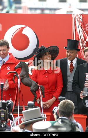 Prinzessin Haya von Jordanien beim Epsom Derby 2008 in Surrey - 07. Juni 2008 Stockfoto