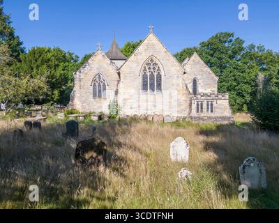 Aus der Vogelperspektive der St. marys Pfarrkirche im Balcome West sussex. Seit 1090 gibt es dort eine Kirche Stockfoto