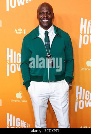MIRACLE MILE, LOS ANGELES, KALIFORNIEN, USA - 13. AUGUST: Der US-amerikanische Schauspieler, Fernsehmoderator und ehemalige Fußballspieler Terry Crews kommt am 13. August 2025 in Miracle Mile, Los Angeles, Kalifornien, USA an der Los Angeles Special Screening von Apple Original Films und A24's „Höchsten 2 niedrigsten“ im Ted Mann Theater im Academy Museum of Motion Pictures. (Foto: Xavier Collin/Image Press Agency) Stockfoto