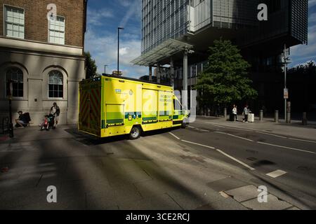 Notfallfahrzeug für Chemievorfälle Stockfoto