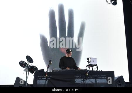 UK. August 2025. LONDON, ENGLAND - 14. AUGUST: DJ Shadow tritt am 14. August 2025 in South Facing, Crystal Palace Bowl in London auf.CAP/MAR © MAR/Capital Pictures Credit: Capital Pictures/Alamy Live News Stockfoto