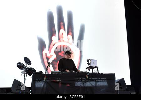 UK. August 2025. LONDON, ENGLAND - 14. AUGUST: DJ Shadow tritt am 14. August 2025 in South Facing, Crystal Palace Bowl in London auf.CAP/MAR © MAR/Capital Pictures Credit: Capital Pictures/Alamy Live News Stockfoto