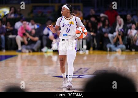 LA Sparks schützen Odyssey Sims (0) während eines WNBA-Spiels gegen die Atlanta Dreamin Los Angeles am Dienstag, den 27. Mai 2025. Der Atlanta Dream besiegte die LA Stockfoto