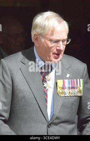 BURY-ST-EDMONDS, SUFFOLK, 15. August 2025, HRH der Duke of Gloucester nimmt an einem Gottesdienst zum 80. Jahrestag des VJ Day in der St. Mary’s Church in Bur-St-Edmonds Teil Stockfoto