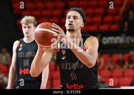 Charleroi, Belgien. August 2025. Die belgische Ismael Bako wurde während eines Basketballspiels zwischen der belgischen Nationalmannschaft Belgische Lions und Großbritannien am Freitag, den 15. August 2025 in Oostende in einem Freundschaftsturnier gezeigt. BELGA PHOTO MAARTEN STRAETEMANS Credit: Belga News Agency/Alamy Live News Stockfoto