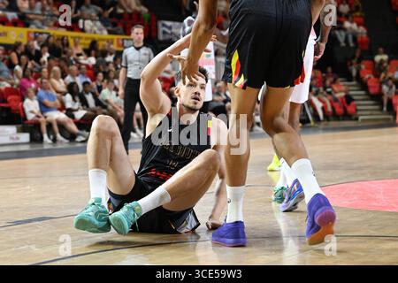 Charleroi, Belgien. August 2025. Der Belgier Hans Vanwijn wurde während eines Basketballspiels zwischen der belgischen Nationalmannschaft Belgische Lions und Großbritannien am Freitag, den 15. August 2025 in Oostende in einem Freundschaftsturnier gezeigt. BELGA PHOTO MAARTEN STRAETEMANS Credit: Belga News Agency/Alamy Live News Stockfoto