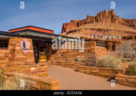 Äußere des Capitol Reef National Park Visitor Centre, Wayne County, Utah, USA Stockfoto
