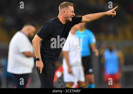 Lecce, Italien. August 2025. Ignazio Abate reagiert auf das 32. Red Arrow Fußball-Spiel zwischen US Lecce und SS Juve Stabia im Via del Mare Stadion in Lecce, Italien, Freitag, den 15. August 2025. (Bild: © Giovanni Evangelista/LaPresse) Bild: LaPresse/Alamy Live News Stockfoto