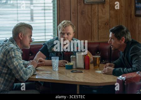 ERSCHEINUNGSDATUM: 15. August 2025 TITEL: Americana STUDIO: BRON Studios REGISSEUR: Tony Tost PLOT: Das Leben lokaler Außenseiter und Ausgestoßener verflechten sich gewaltsam, als ein seltenes Lakota Ghost Shirt auf den Schwarzmarkt in einer kleinen Stadt in South Dakota fällt. DIE HAUPTROLLEN sind Eric Dane, Joe Adler und Simon Rex. (Credit Image: © BRON Studios/Entertainment Pictures/ZUMAPRESS.com) NUR REDAKTIONELLE VERWENDUNG! Nicht für kommerzielle ZWECKE! Stockfoto