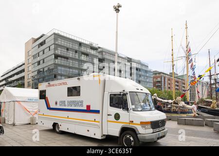 Irische Zivilschutz Mercedes-Benz Vario 815 D mobile Incident command Einheit, Grand Canal Square, Grand Canal Dock, Dublin, Leinster, Irland Stockfoto