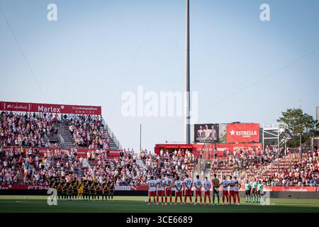 Die Spieler des Girona FC und Rayo Vallecano werden bei einem La Liga EA Sports Spiel zwischen Girona FC und Rayo Vallecano im Estadi Municipal de Montili gesehen Stockfoto