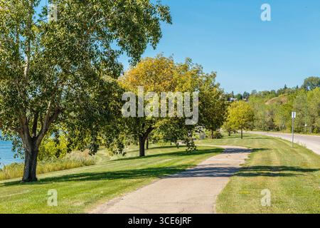 Meewasin Park liegt im River Heights Viertel von Saskatoon. Stockfoto