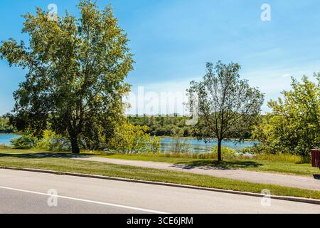 Meewasin Park liegt im River Heights Viertel von Saskatoon. Stockfoto