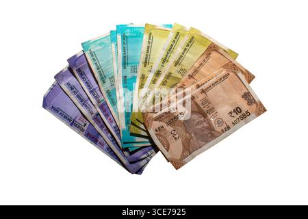 Eine Aufnahme von mehreren Stückelungen indischer Rupien. Schließen Sie indisches Geld. Neue indische Währungsscheine. 10, 20, 50, 100 Indische Rupie-Banknoten. Zahlung in bar Stockfoto