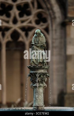Historische Brunnen-Skulptur in Utrecht, Niederlande Stockfoto