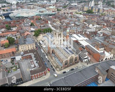 areal Views of Hull Minster ist eine anglikanische Kirche im Zentrum von Hull. Die Kirche hieß Holy Trinity Church. East Riding of Yorkshire, England Stockfoto