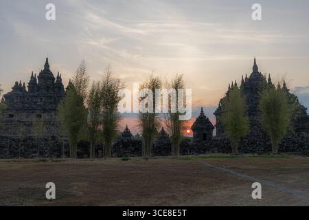 Plaosan Tempel bei Sonnenaufgang. Stockfoto