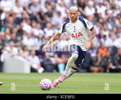 London, Großbritannien. August 2025. Richarlison (TH) beim Spiel Tottenham Hotspur gegen Burnley EPL im Tottenham Hotspur Stadium, London, UK am 16. August 2025. Quelle: Paul Marriott/Alamy Live News Stockfoto