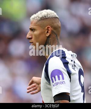 London, Großbritannien. August 2025. Richarlison (TH) beim Spiel Tottenham Hotspur gegen Burnley EPL im Tottenham Hotspur Stadium, London, UK am 16. August 2025. Quelle: Paul Marriott/Alamy Live News Stockfoto