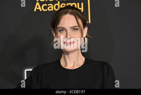 Los Angeles, USA. August 2025. Emily Deschanel kommt am 16. August 2025 im JW Marriott in Los Angeles, CA. © LISA OConnor/AFF-USA.com Credit: AFF/Alamy Live News für das 20-jährige Jubiläumspanel der TV Academy an Stockfoto