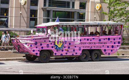 Boston Duck Tours W.W.II Stil amphibische Landung Fahrzeug, Boston, Suffolk County, Massachusetts, USA Stockfoto