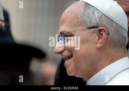 ROM, ITALIEN - 16. AUGUST: Papst Leo XIV. Beim Angelusgebet vor seiner Sommerresidenz in Castel Gandolfo, 16. August 2025 Stockfoto