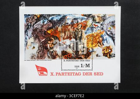 DDR DDR-Briefmarkenausgabe Minibogen zum 10. Jahrestag des Kongresses SED, Briefmarkensammelhobby Stockfoto