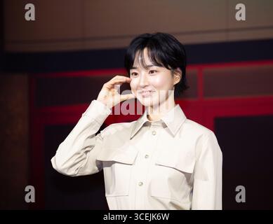 Bang Hyo-Rin, 18. August 2025: Schauspielerin Bang Hyo-Rin nimmt an einer Pressekonferenz für Netflix's neue Serie Aema in Seoul Teil. Inspiriert vom Hit „Madame Aema“ aus dem Jahr 1982 dreht sich die sechsteilige Netflix-Originalserie um die Welt der koreanischen Filmindustrie der 1980er Jahre. Quelle: Lee Jae-won/AFLO/Alamy Live News Stockfoto