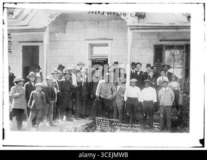 Boxer Jack Johnson Camp – W. Burns, C. Respress, Perkins, T. Cannon, C. O' Malley, 1910 Stockfoto