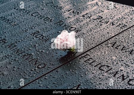 New York, USA – 15. Juni 2025: Gedenkstätte in New York City zum Gedenken an die Anschläge vom 11. September 2001. Januar 16,2023 Stockfoto