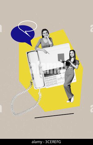 Composite Sketch Design Artwork 3D Fotocollage der offenen Stelle HR zwei junge Dame Coworking Finger Point Laptop Festnetz Telefonnachricht Stockfoto