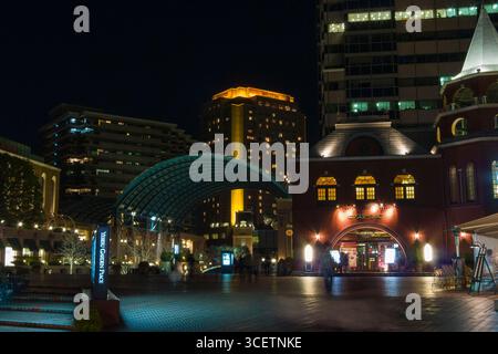 Yebisu Garden Place in der Nacht, Ebisu, Shibuya-Ku, Tokio, Kanto, Honshu, Japan Stockfoto