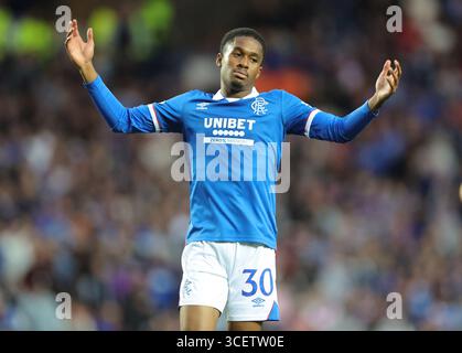 Rangers Jayden Meghoma reagiert während der UEFA Champions League, Play-off, im ersten Legspiel im Ibrox Stadium, Glasgow. Bilddatum: Dienstag, 19. August 2025. Stockfoto