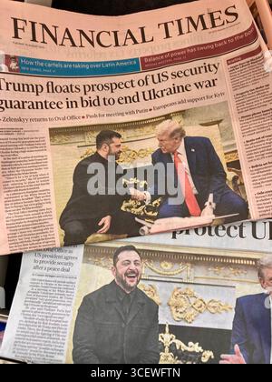 Britische Boulevardzeitungen berichten von Treffen zwischen Trump und Zelensky in kooperativer Atmosphäre Stockfoto