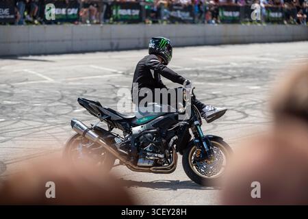 Stuntfahrer auf seinem Motorrad, Moto fest in Banja Luka Stockfoto