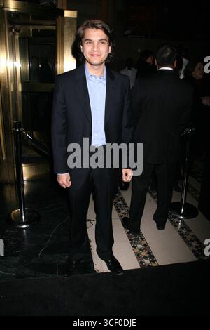 Emile Hirsch bei der National Board of Review of Motion Pictures Awards Gala 2007, die am 15. Januar 2008 in Cipriani in New York City stattfand Stockfoto