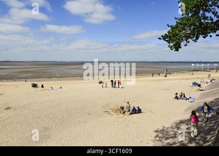 Strandpromenade in der Nähe des Kurhotels, Dangast, Varel, Friesland, Niedersachsen, Deutschland Stockfoto